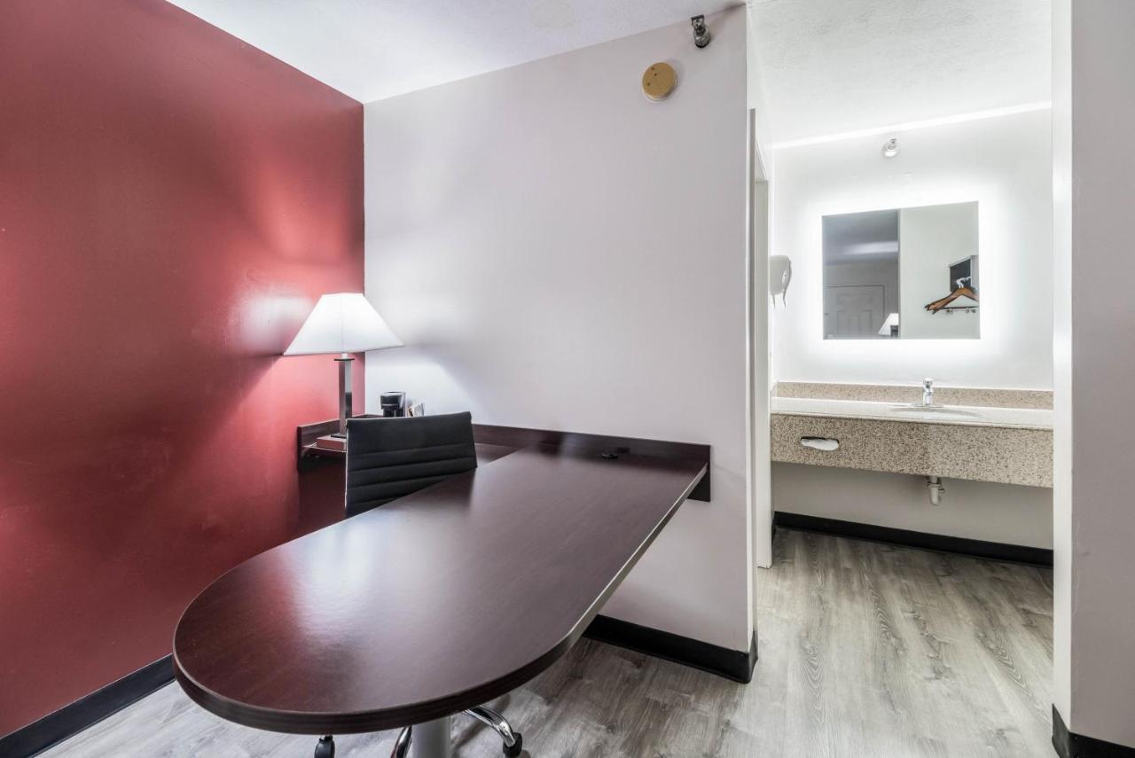 Red Roof Inn Cadiz Extérieur photo