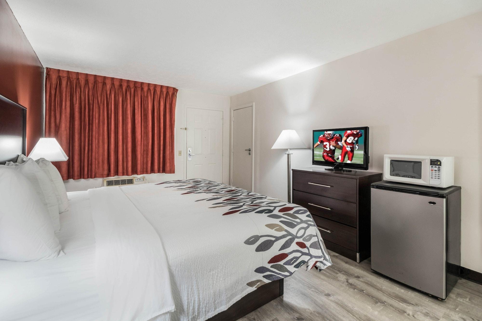 Red Roof Inn Cadiz Extérieur photo